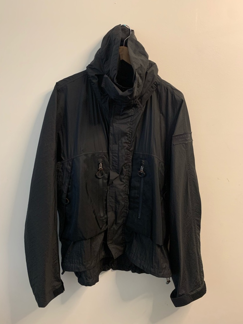 Burberry Packaway Hood Funnel-neck Jacket In Black